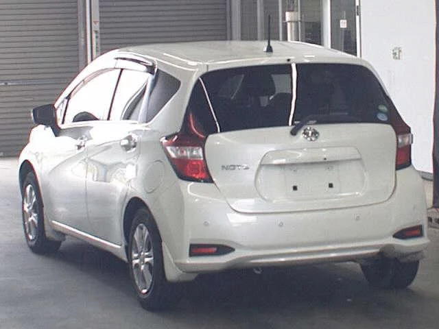 Nissan Note  с аукциона в Японии
