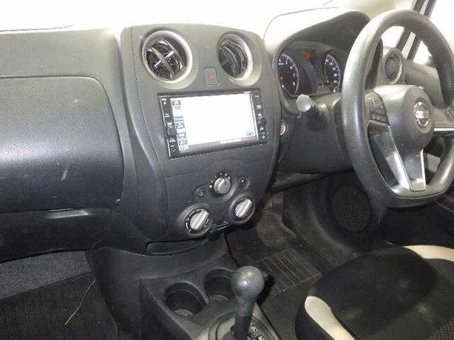 Nissan Note  с аукциона в Японии