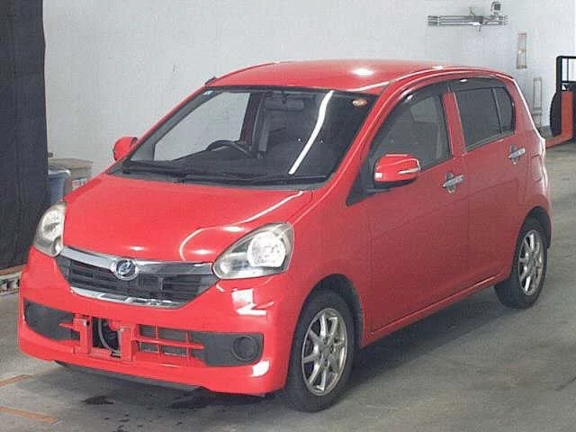 Daihatsu Mira e:S  с аукциона в Японии