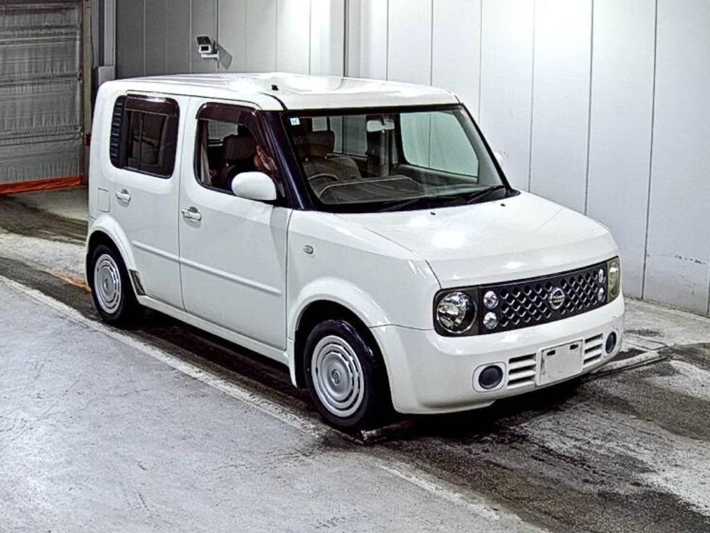 Nissan Cube  с аукциона в Японии