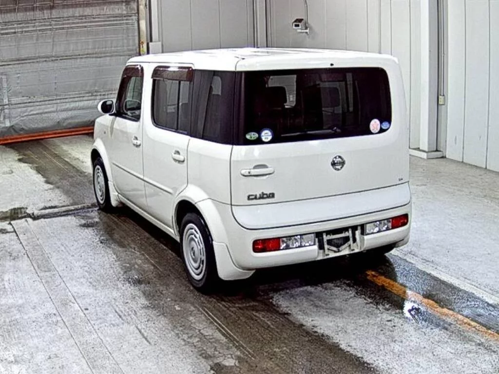 Nissan Cube  с аукциона в Японии
