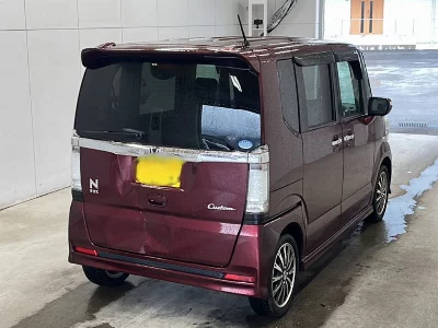 Honda N BOX CUSTOM
