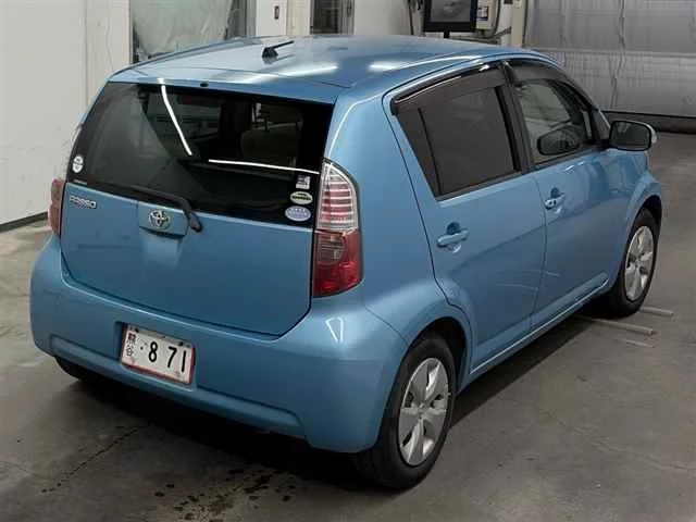 Toyota Passo  с аукциона в Японии