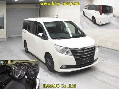 TOYOTA NOAH