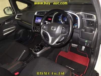 Honda FIT HYBRID