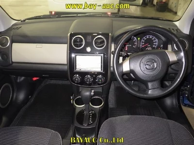 Mazda Verisa