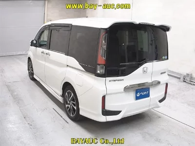 Honda STEPWGN SPADA