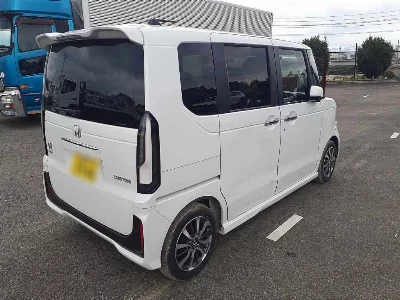 Honda N BOX CUSTOM