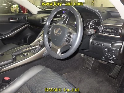 Lexus IS300h