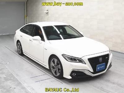 Toyota CROWN HYBRID