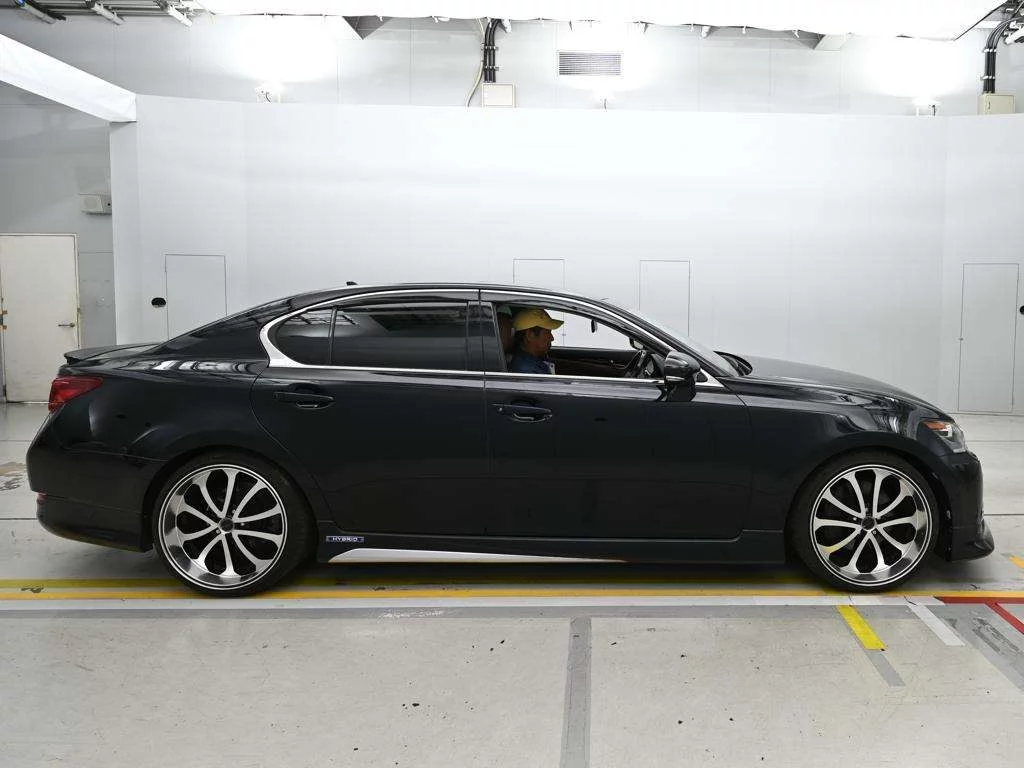 Lexus GS  с аукциона в Японии