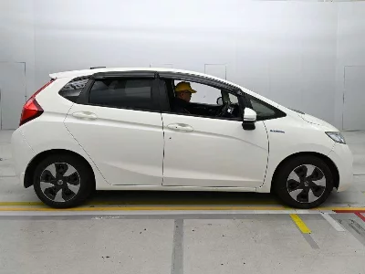 Honda FIT HYBRID