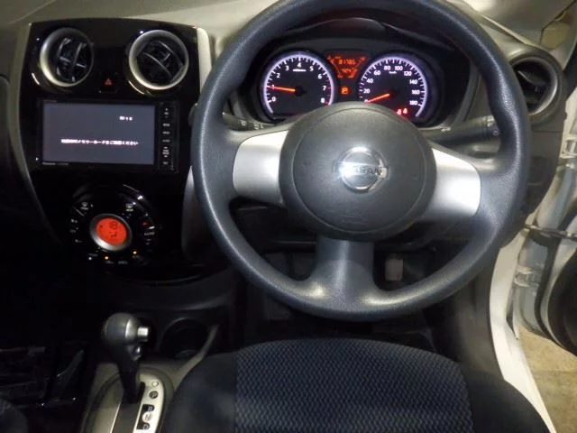 Nissan Note  с аукциона в Японии