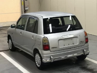 Daihatsu Mira Gino