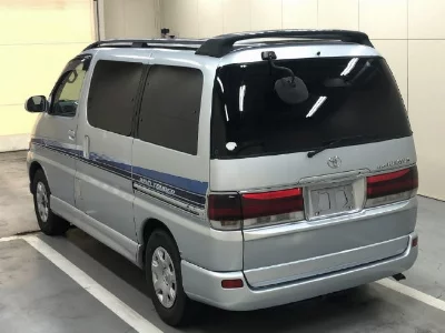 Toyota Hiace Regius