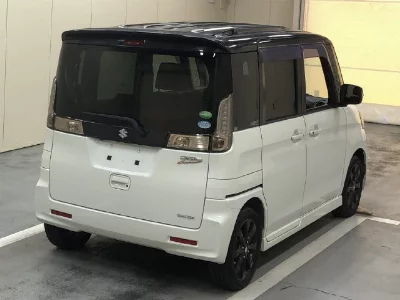 Suzuki Spacia Custom