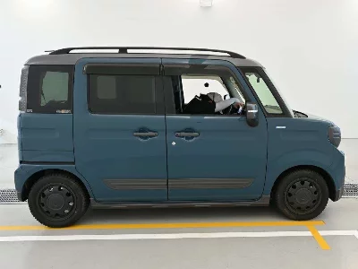 Suzuki Spacia Gear