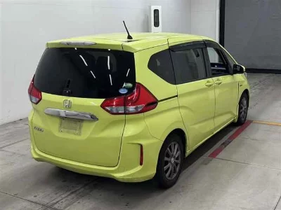 HONDA FREED HYBRID