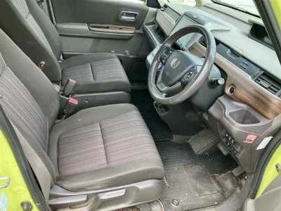 HONDA FREED HYBRID
