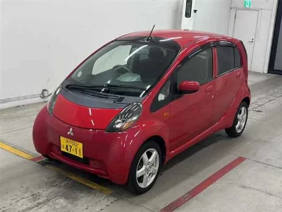Mitsubishi i