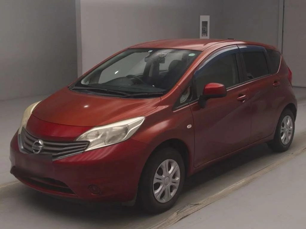 Nissan Note  с аукциона в Японии
