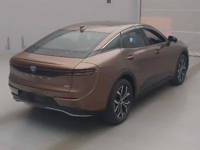 Toyota Crown Crossover