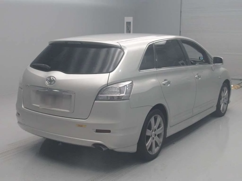 Toyota Mark X Zio  с аукциона в Японии