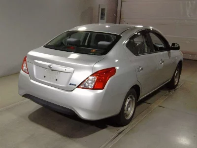 Nissan Tiida Latio