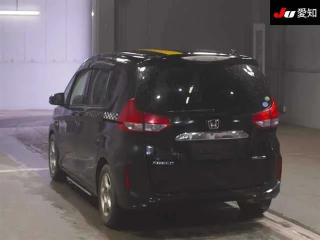 Honda Freed  с аукциона в Японии