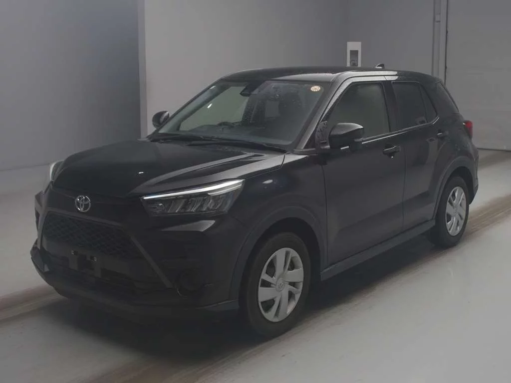 Toyota Raize  с аукциона в Японии