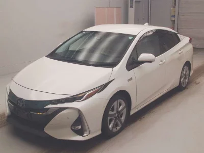 Toyota Prius PHV
