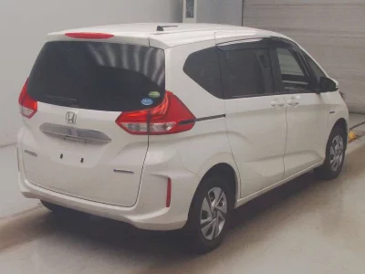 HONDA FREED HYBRID