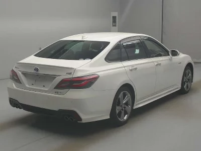 Toyota CROWN HYBRID