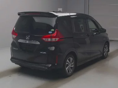 HONDA FREED + HYBRID