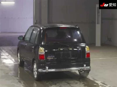 Daihatsu Mira Gino