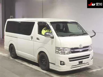 Toyota HiAce Van