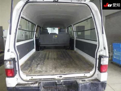 Mitsubishi Delica Van