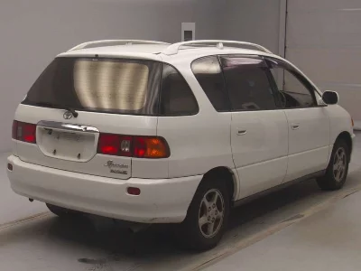 Toyota Ipsum