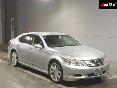 Lexus LS460L