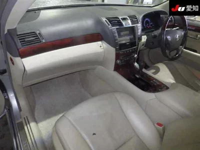 Lexus LS460L