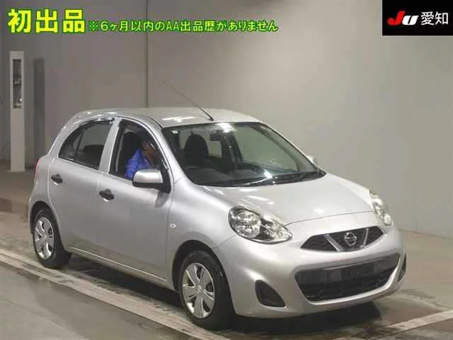 Nissan March  с аукциона в Японии