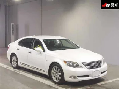 Lexus LS460L