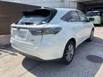 Toyota HARRIER HYBRID