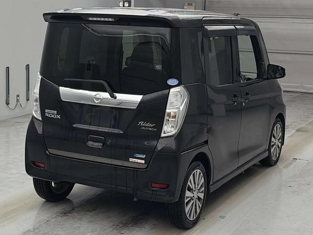 Nissan Dayz Roox  с аукциона в Японии