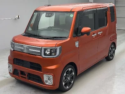 DAIHATSU WAKE
