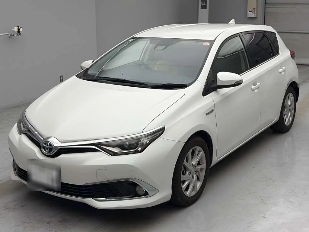 Toyota Auris  с аукциона в Японии