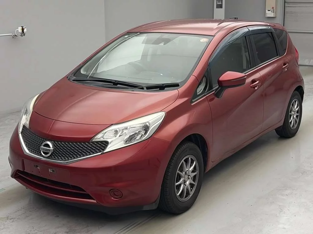 Nissan Note  с аукциона в Японии