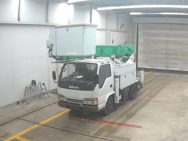 Nissan Atlas  с аукциона в Японии