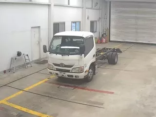 Hino Dutro  с аукциона в Японии