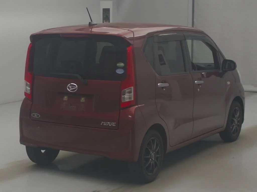 Daihatsu Move  с аукциона в Японии